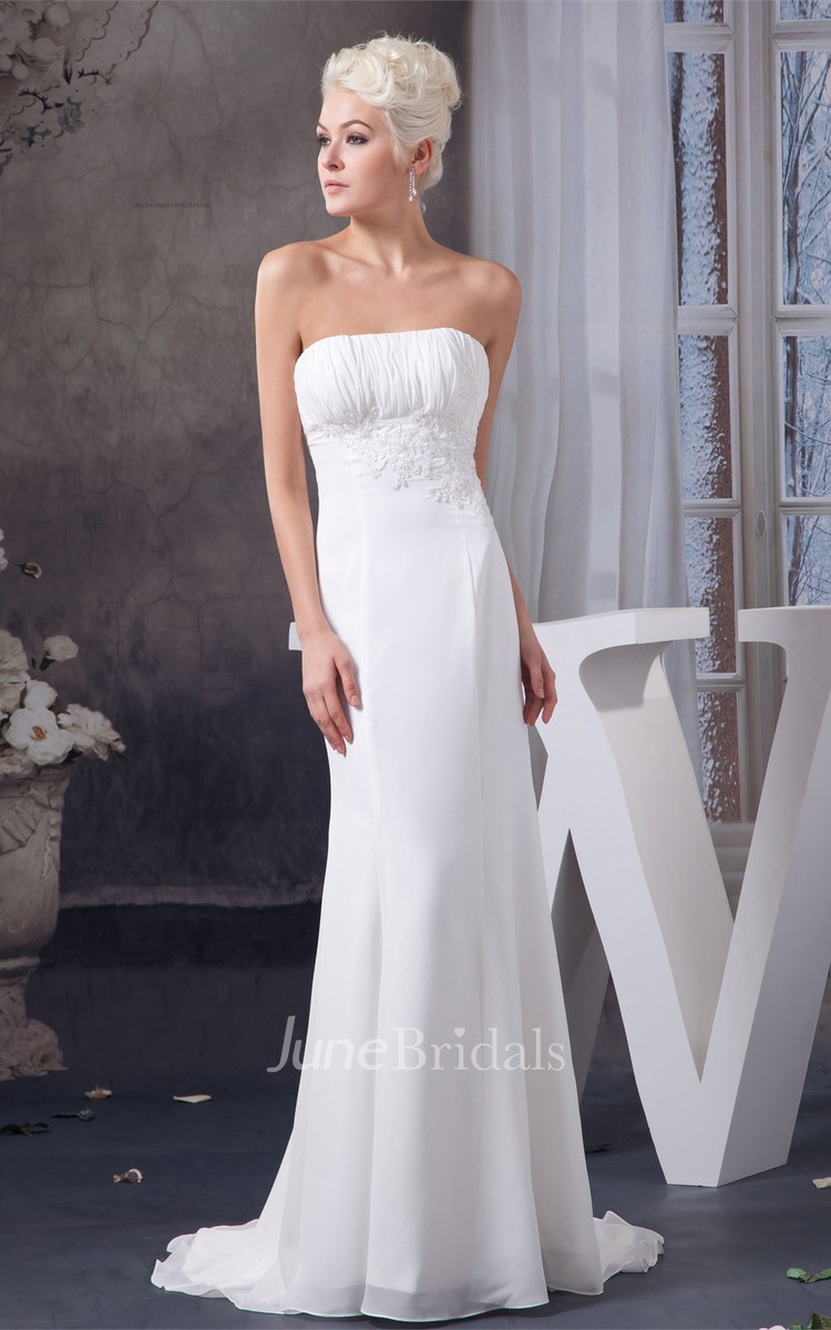 white strapless chiffon dress