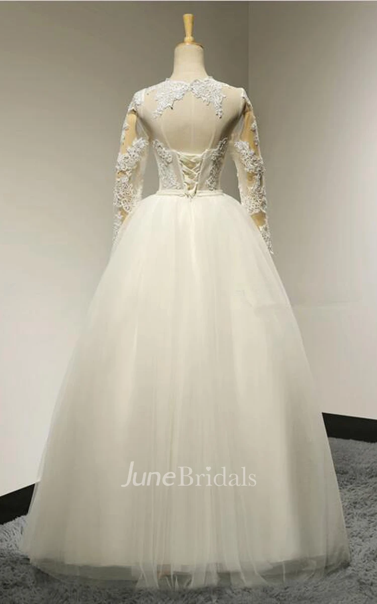 Jewel Neck Long Sleeve A-line Tulle Wedding Dress With Plts