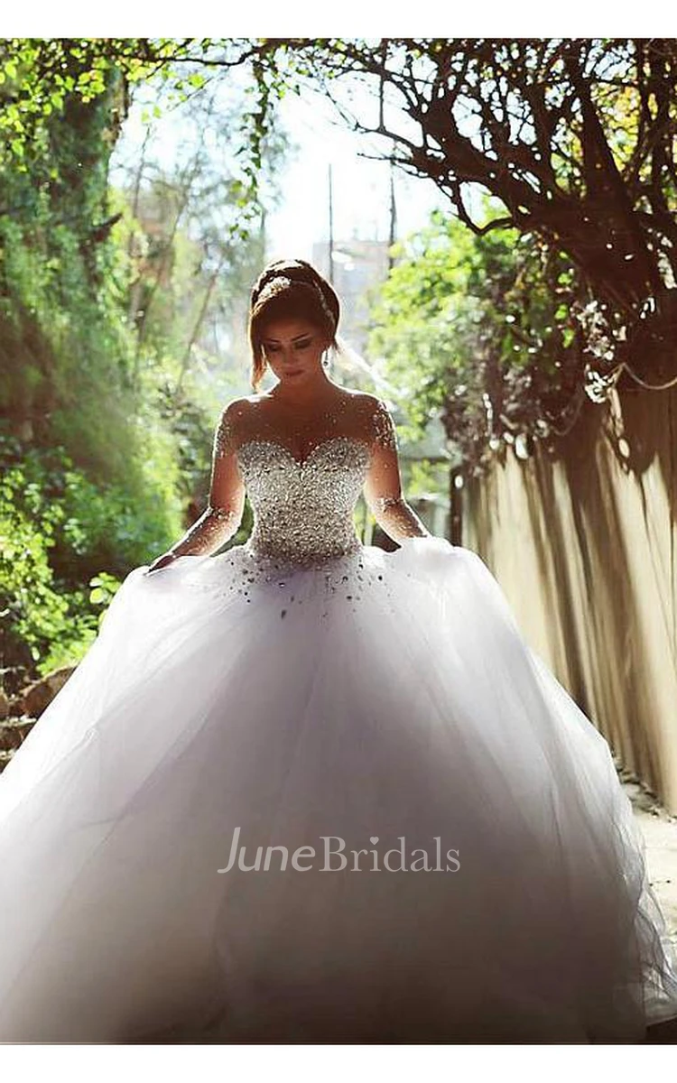 Vintage Long Sleeve Beadings Ball Gown Tulle Wedding Dress