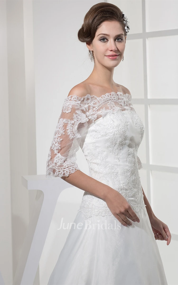 Elegant Off-The-Shoulder A-Line Gown with Appliques Illusion Neckline
