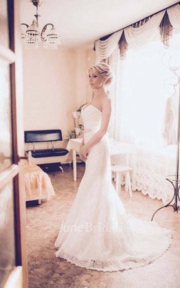 Strapless Sweetheart Neckline Laced Up Trumpet Lace Wedding Dress With Silver Rhinestone Sash