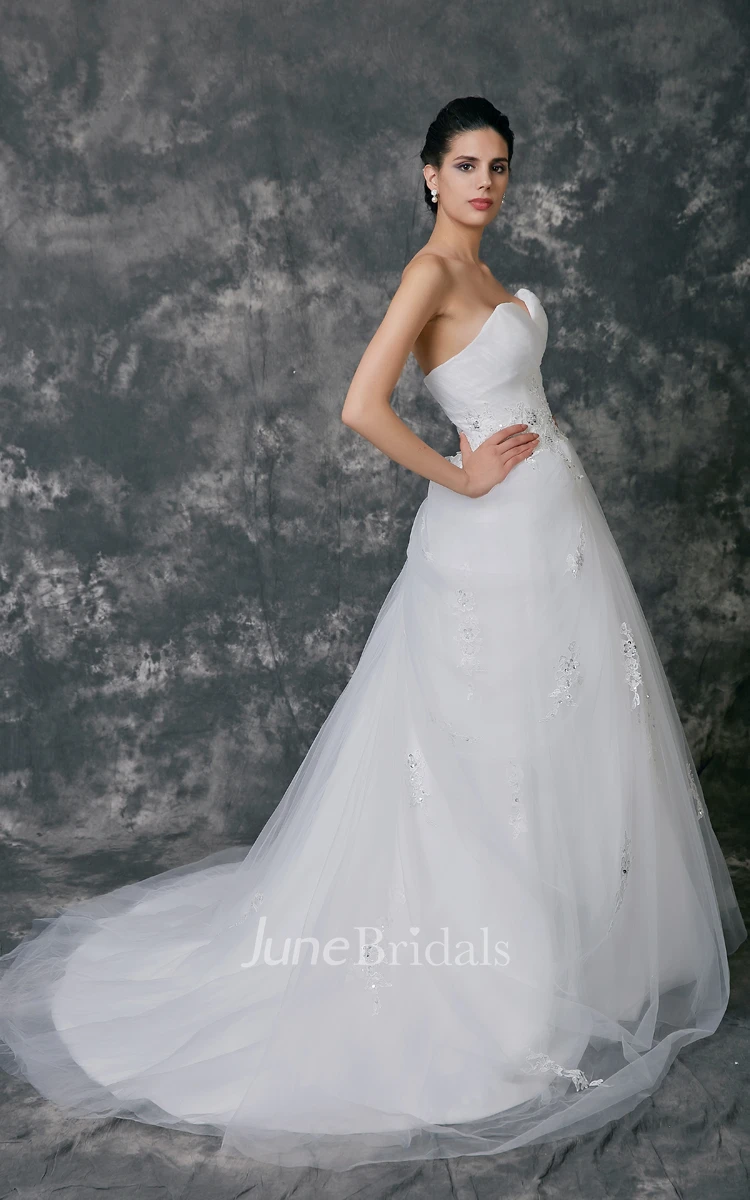 A-Line Sweetheart Strapless Tulle Dress With Beaded Lace Appliques