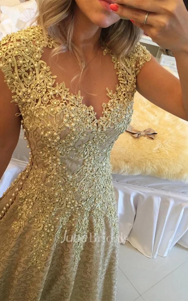 Glamorous Cap Sleeve Lace Appliques Prom Dresses Floor Length Formal Wear
