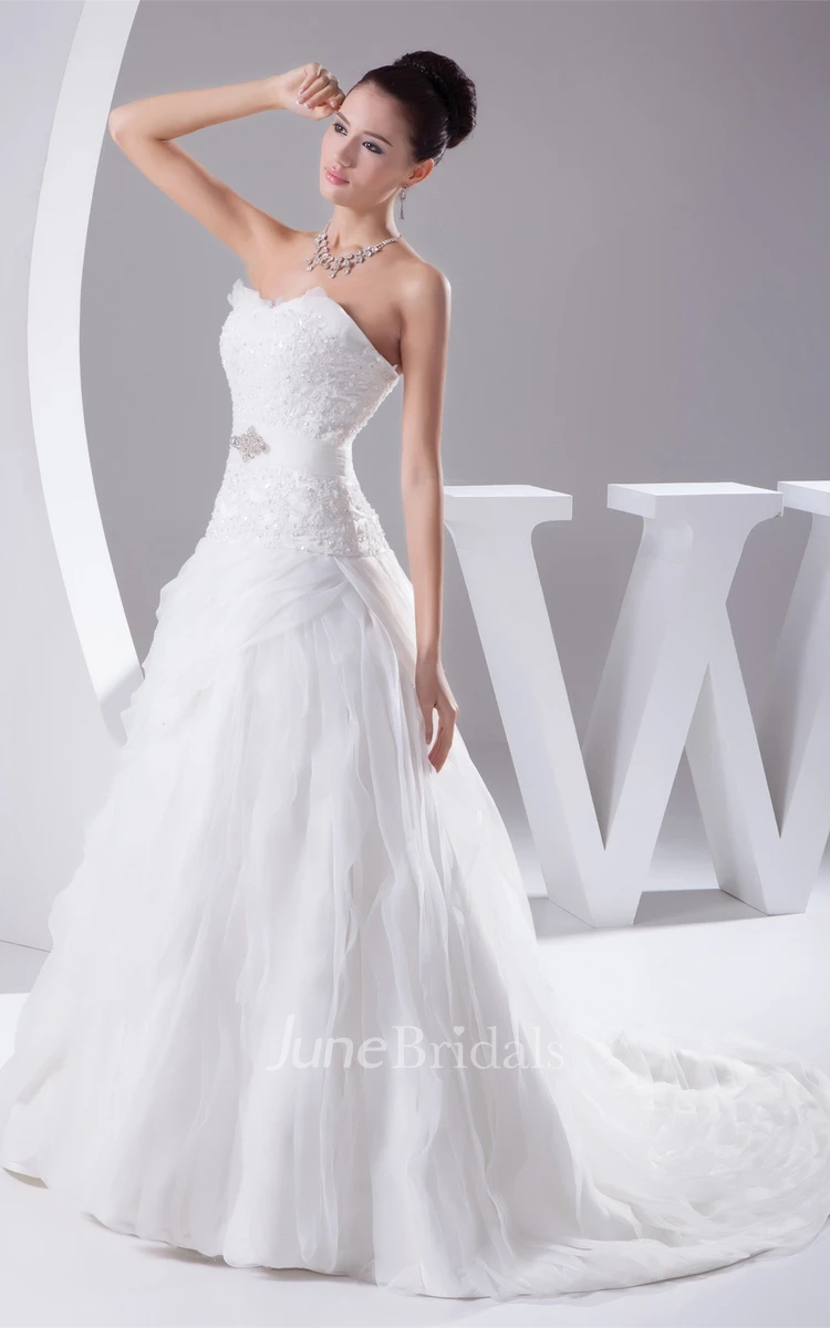 Sweetheart Appliqued A-Line Tulle Dress with Broach and Beading
