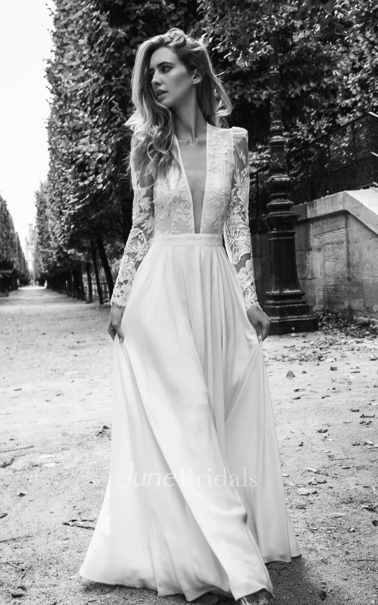 Floral Beach A-Line Plunging Boho Lace Long Sleeve Wedding Dress Vintage Sheer Flowy Unique Floor Bridal Gown with Button Back