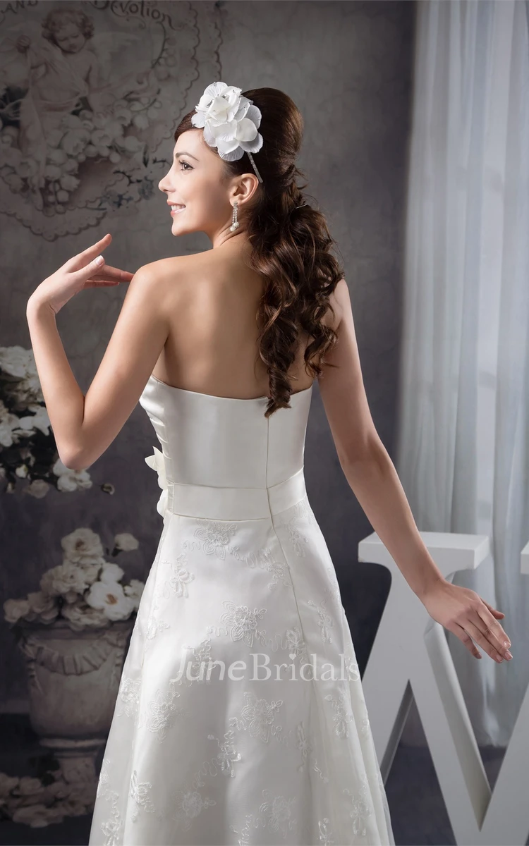 Sweetheart Tea-Length Criss-Cross Dress with Appliques and Flower