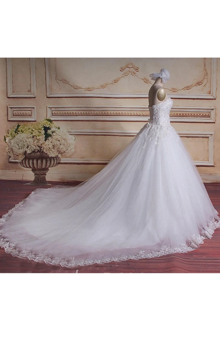 A-Line Ball Gown Sweetheart Chapel Train Tull Lace Dress With Beading