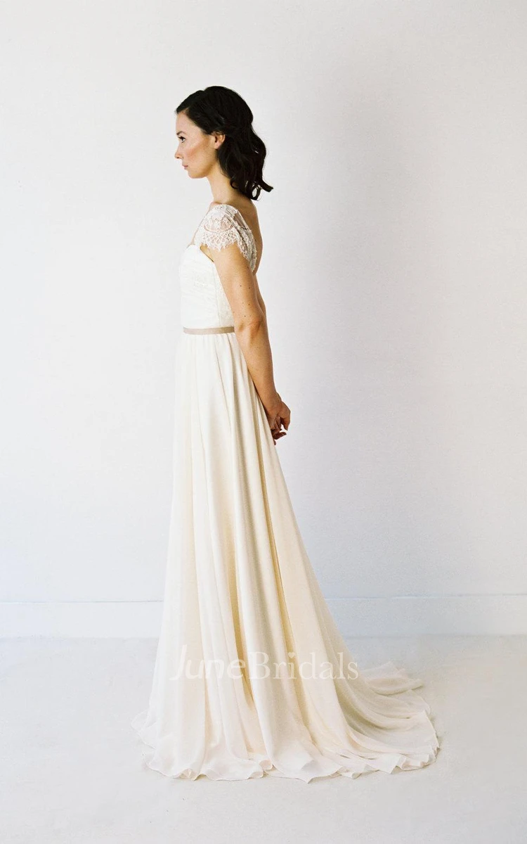 Two-Toned Sweetheart Neck Pleated Chiffon Wedding Dress With Delicate Lace Sleeves