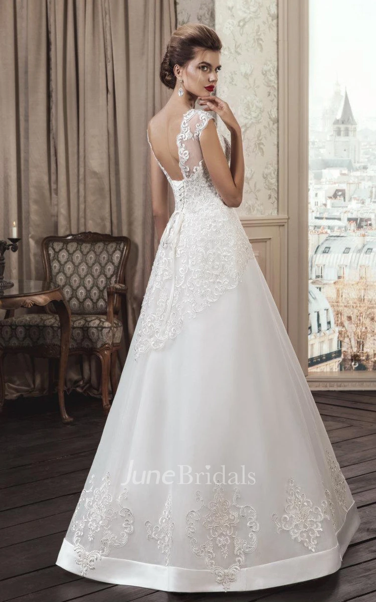 A-Line Strapped Tulle Lace Weddig Dress With Illusion