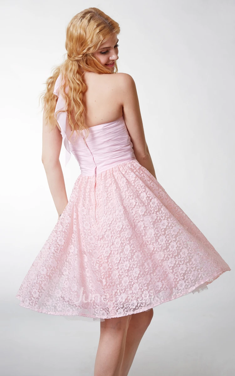 Sassy Sleeveless A-line Lace Dress With Ruching