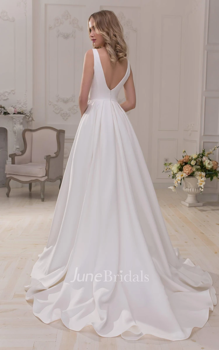 Scoop-Neck Sleeveless Satin A-Line Wedding Dress With Beaded Waist