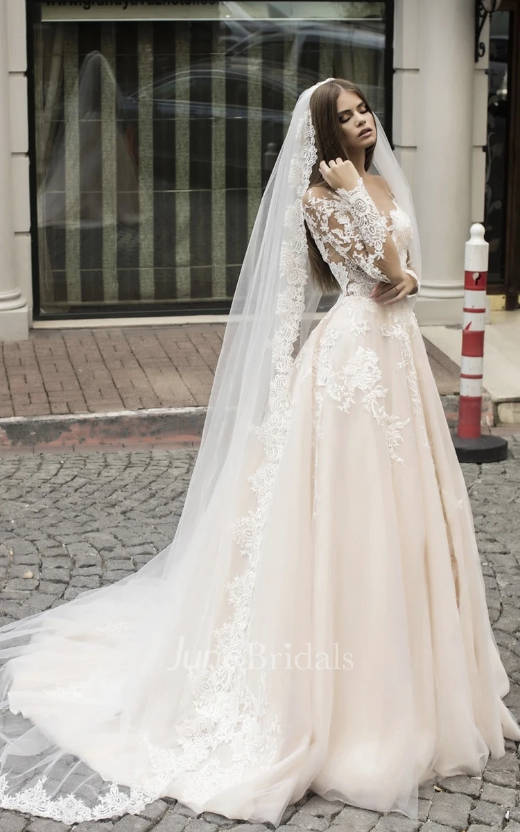 Lace A-Line V-neck Wedding Dress Simple Casual Elegant Romantic Beach Garden With Illusion Long Sleeves And Appliques