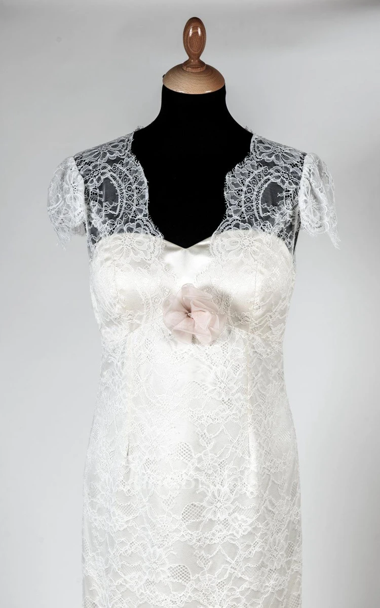 Lace V-Neck Cap Sleeve Mermaid Wedding Dress With Satin Lining