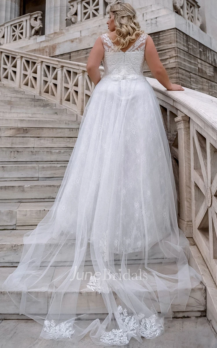 Elegant Sleeveless Floor-length Lace A Line Wedding Dress with Appliques