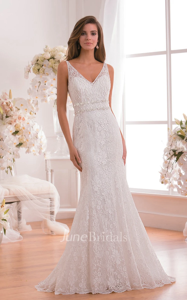 Elegant Sexy Mermaid Boho Lace Wedding Dress Romantic Ethereal Beach V-Neck Bridal Gown with Deep-V Back