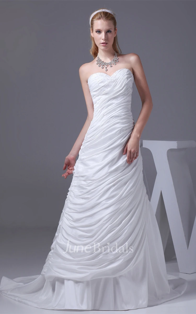 Sweetheart A-Line Dress with Sweep Train and Ruched Design