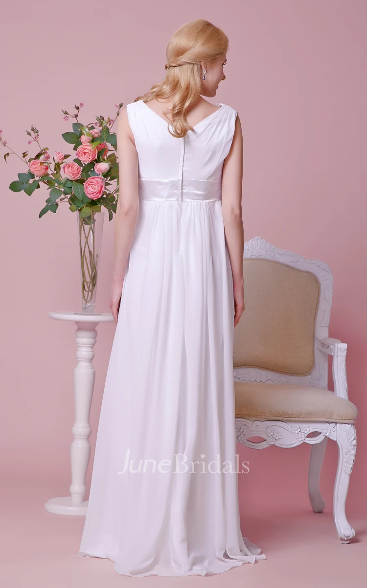 Gorgeous A-line Pleated Chiffon Maternity Wedding Dress With V-neck and Satin Bow
