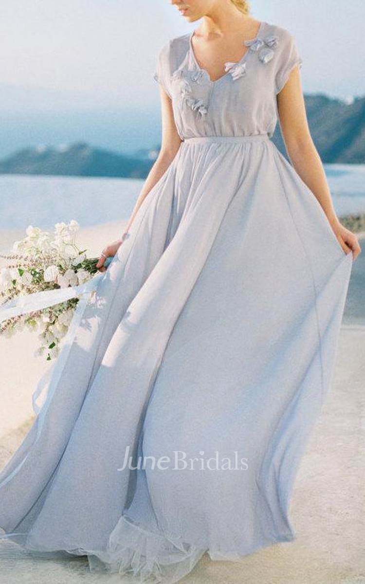 Gentle Grey Wedding With Floral Decoration Romantic Wedding Gown