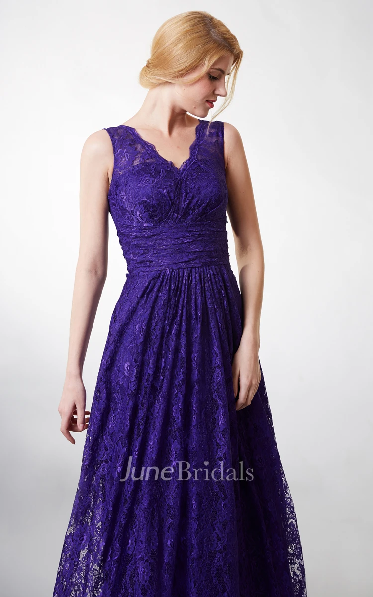 Country Style V-neck Long Lace Bridesmaid Dress
