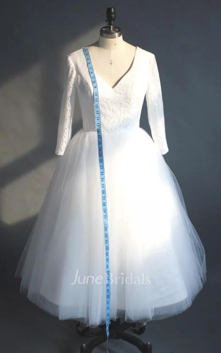 Tea Length High Quality A-line V Neck Lace Top Puffy Tulle Short Wedding Dress with Sleeves